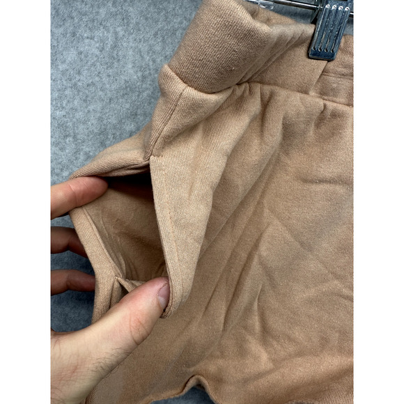 Colsie Womens Sweat Shorts Size Large Tan Fleece Elastic Waist Pockets NWT - Picture 6 of 12